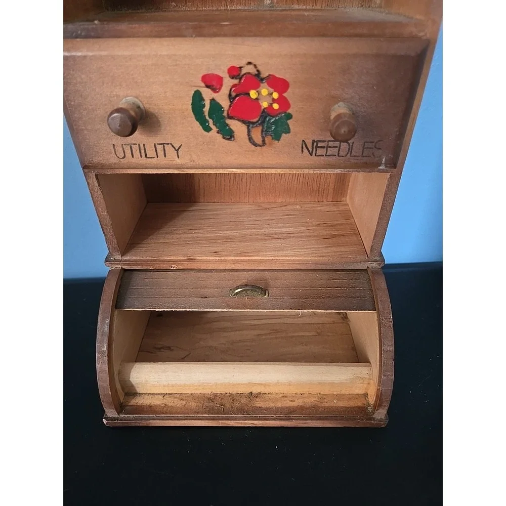 N/A wooden sewing